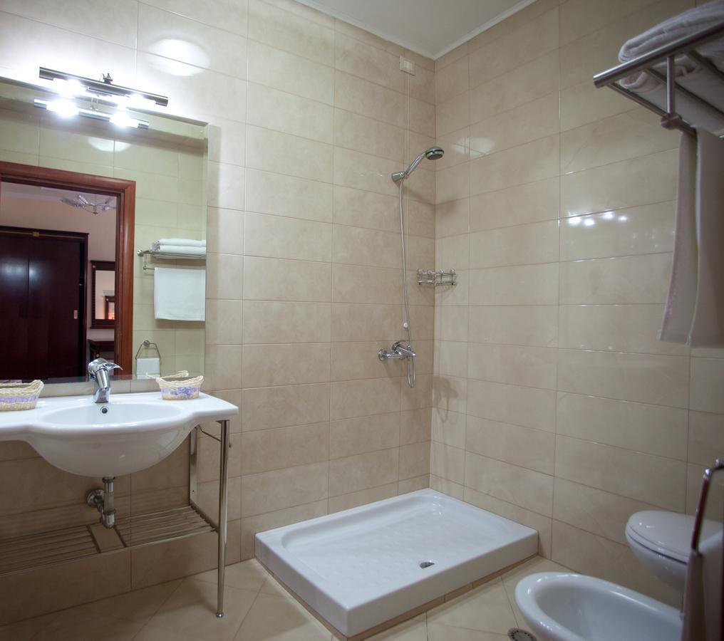 Orchidea Hotel Tirana Exterior foto